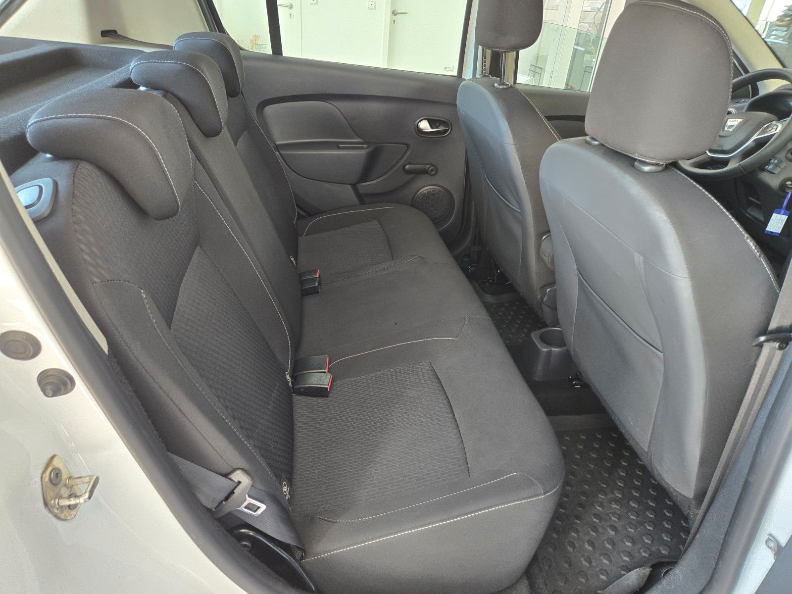 Fahrzeugabbildung Dacia Sandero II Comfort