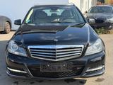 Mercedes-Benz C 250  T CDI BlueEfficiency 4M Automatik - Mercedes-Benz C 250 aus 2012 mit Diesel-Antrieb: Kombi