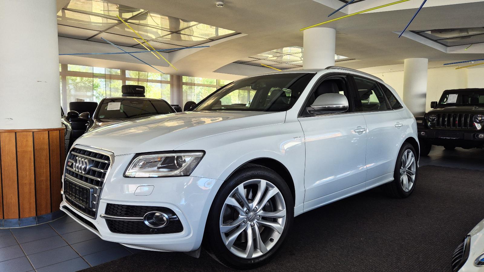 Audi SQ5 3.0 TDI quattro/20"/AHK/BiXen/Leder/Standh