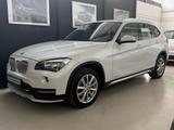 BMW X1 18 d xDrive Automatik Leder Navi RCAM AHK - mit Diesel-Antrieb: Rc