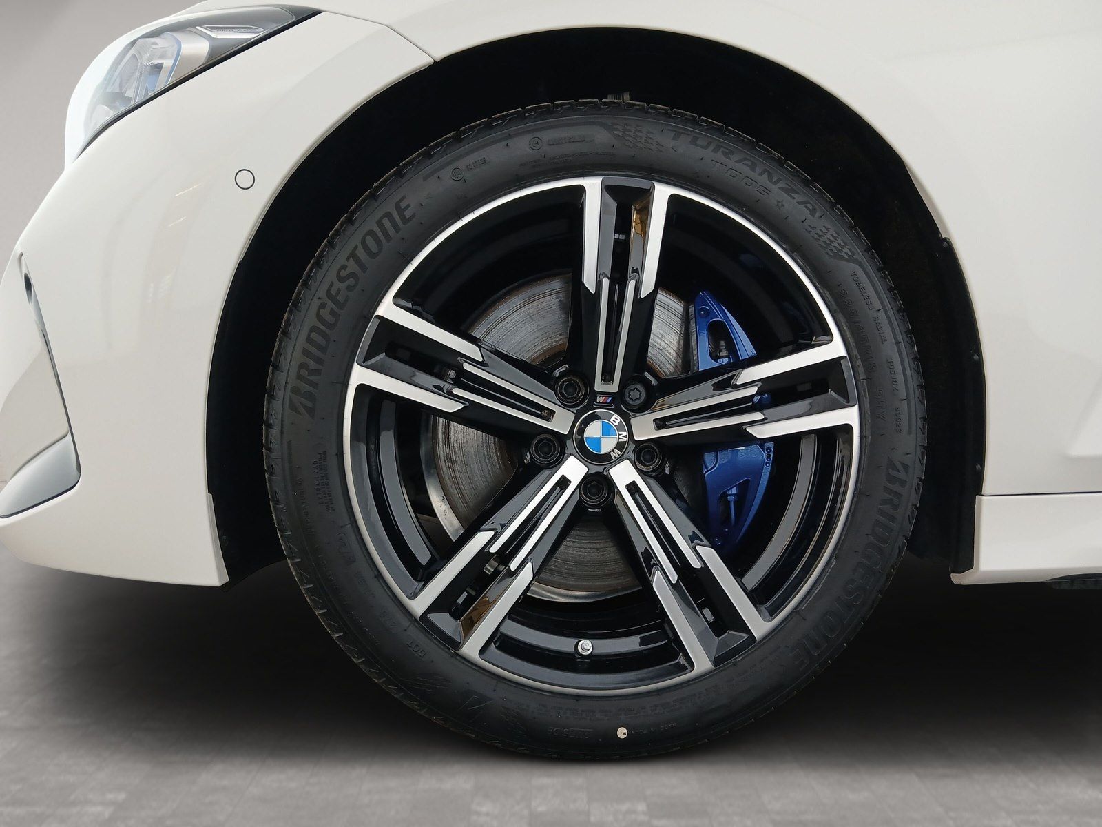 BMW 320 - Bild 7