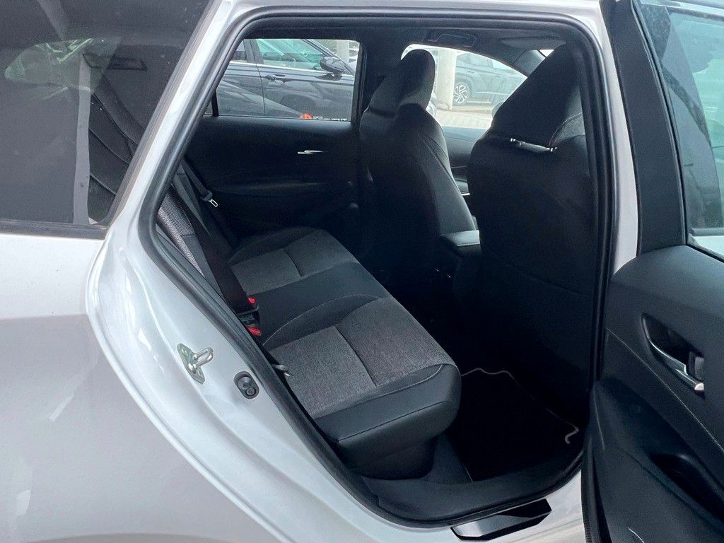 Fahrzeugabbildung Toyota Corolla TS 1.8 Hybrid Teamplayer Technikpaket