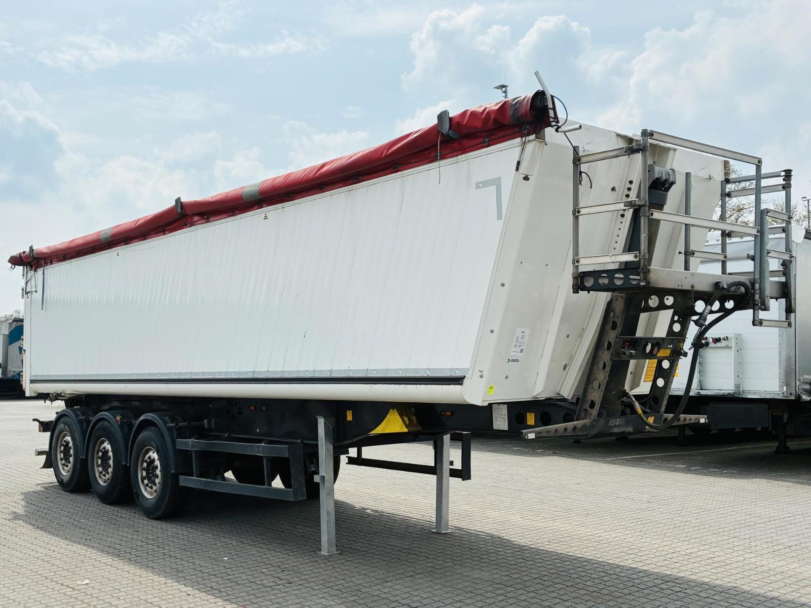 Schmitz Cargobull Trailer Tipper 45m³ Aluminium Schmitz