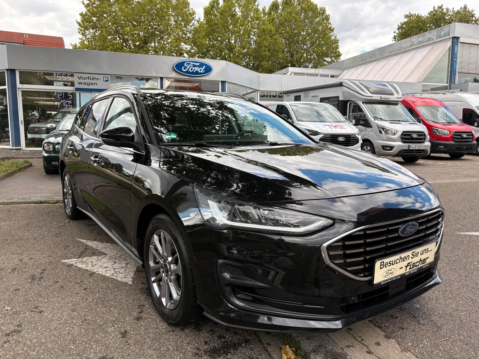 Ford Focus Turnier  Hybrid Titanium Design, Kamera,