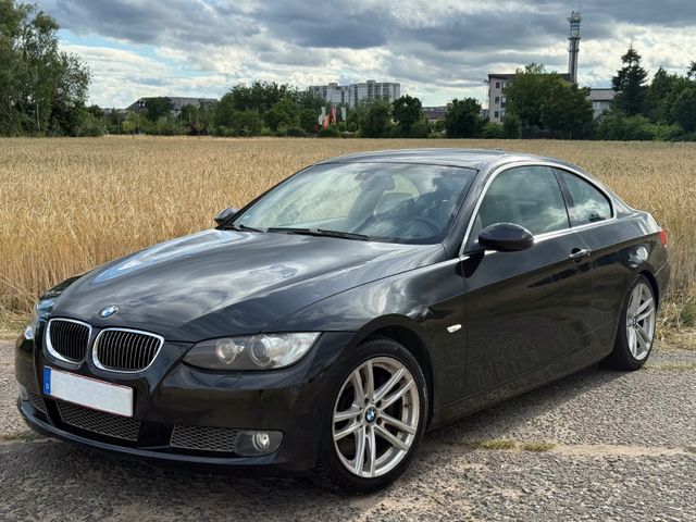 BMW 335i Coupé N54 Handschalter Keyless Leder e92