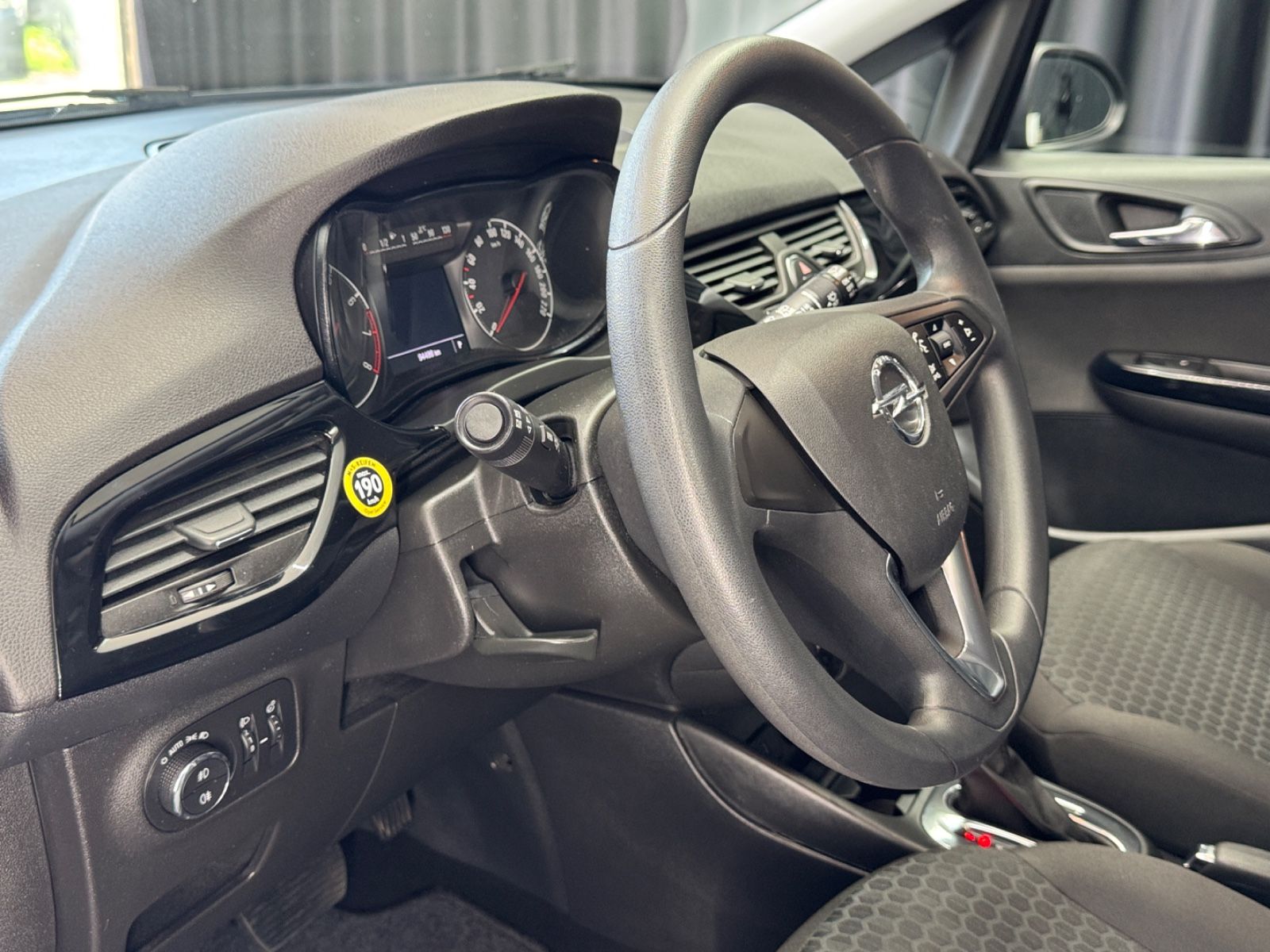 Fahrzeugabbildung Opel Corsa E Active ecoFlex|AUTOMATIK|NAV|TÜV 07/26|