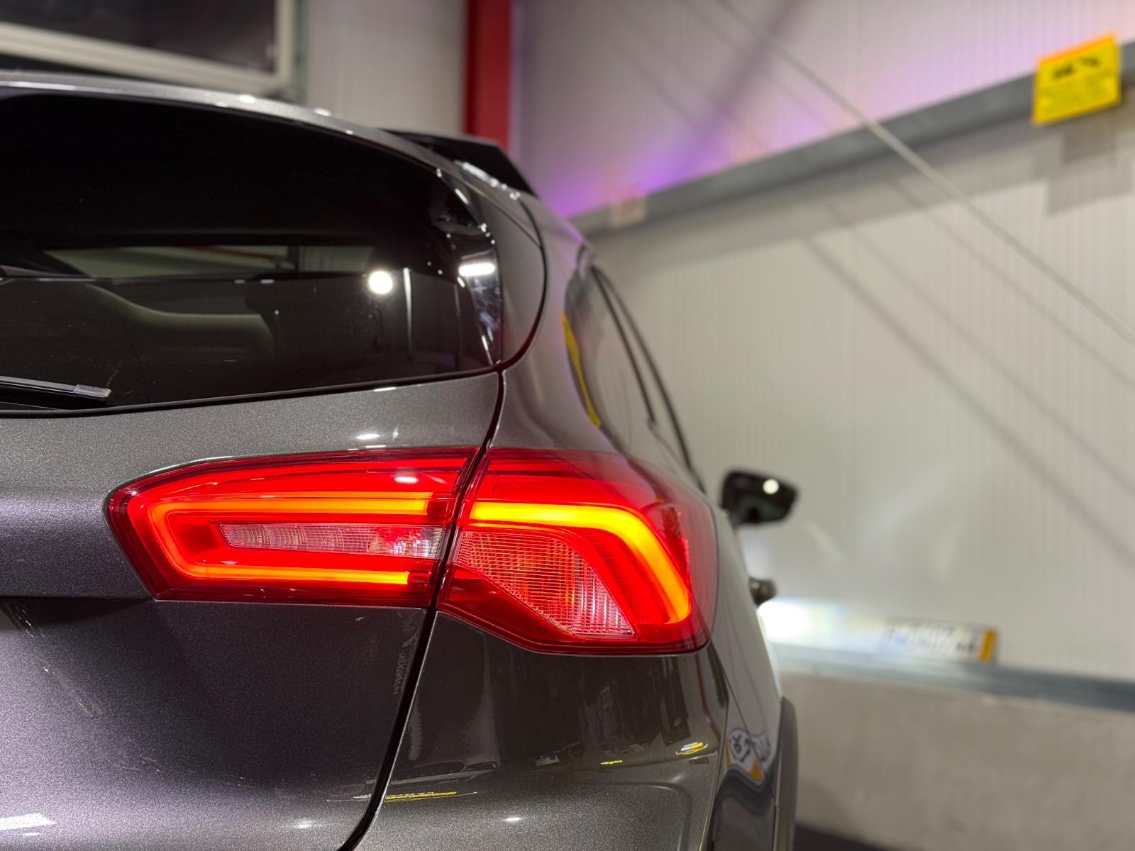 Ford Focus Lim. Active*PANO*HEAD-UP*KAMERA*SPURHALTE