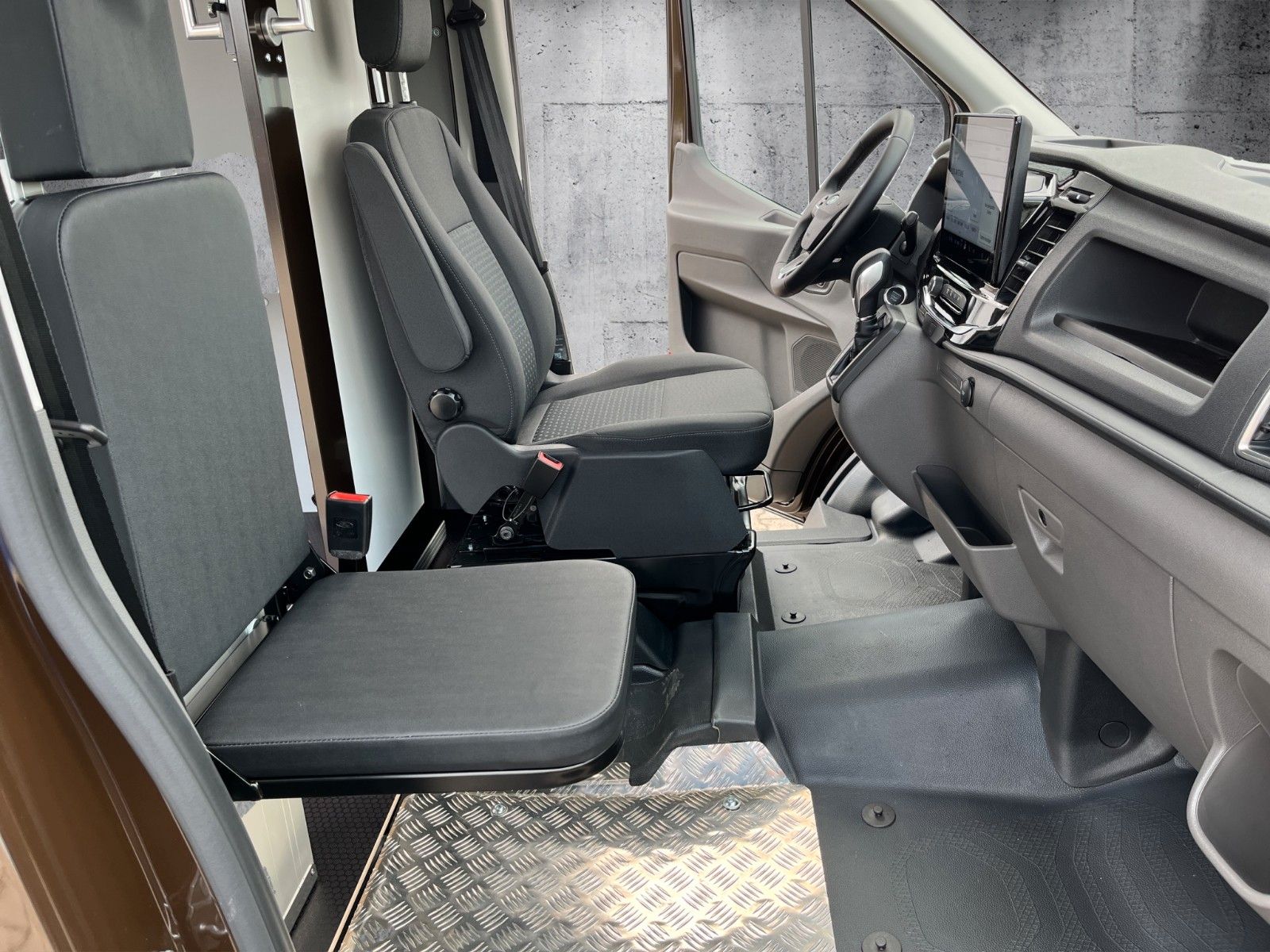 Fahrzeugabbildung Ford Transit Kasten 350 ** UPS **L4 Trend