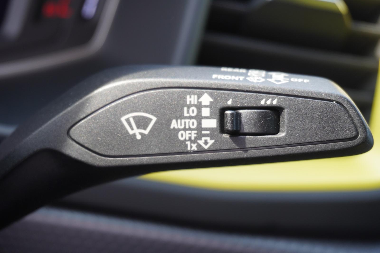 Audi A1 SB 30 1.0 TFSI S-Line LED Keyless Bluetooth