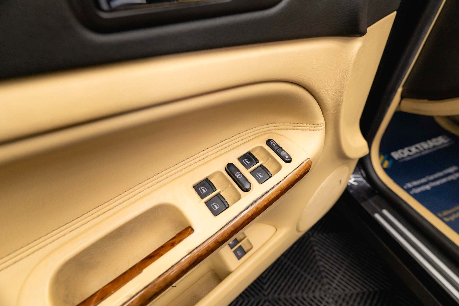 Fahrzeugabbildung Volkswagen Passat 2.0 Highline | Alcantara | Xenon | MP3