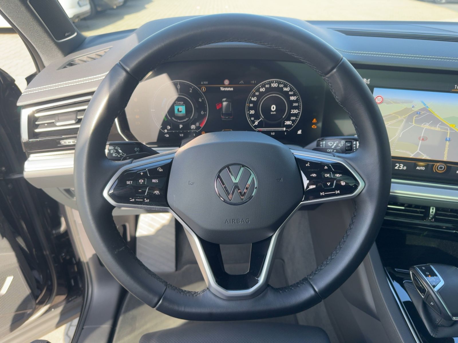 Fahrzeugabbildung Volkswagen Touareg 3.0 V6 TSI eHybrid Elegance 4Motion Alu