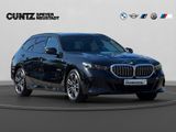 BMW 540d xDrive Touring Anhängerk. Driving. Autobahn - BMW 5 Series aus 2024