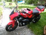 Aprilia RSV 1000 Tuono - APRILIA 1000 R