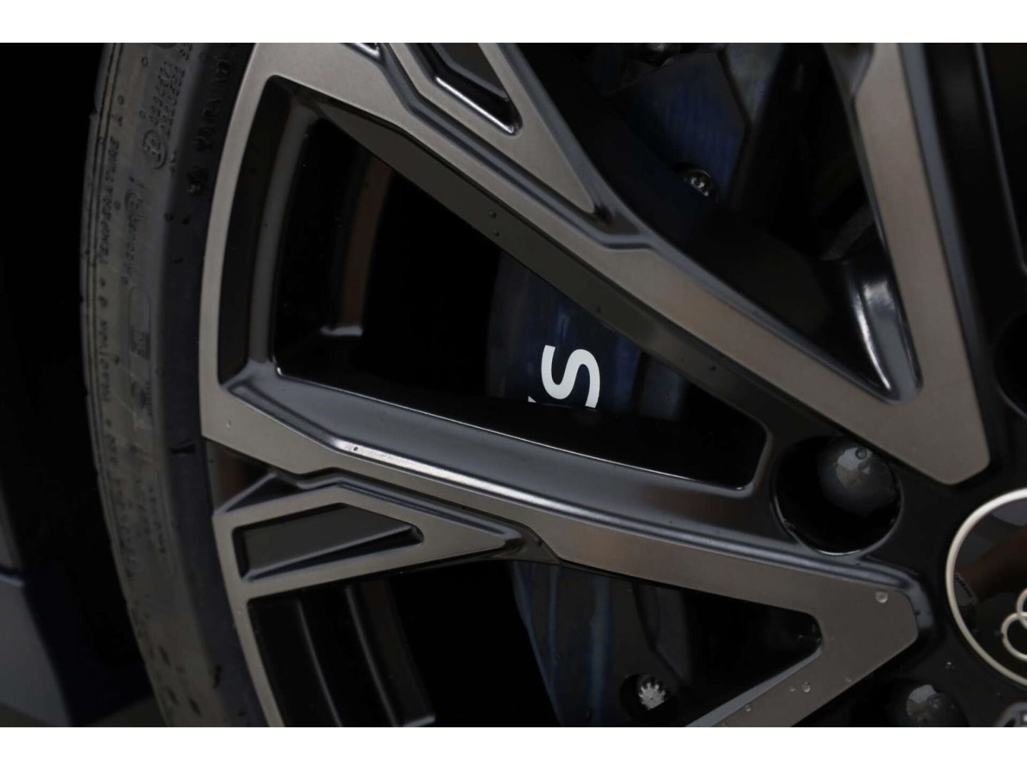 Audi S6 e-tron - Bild 23