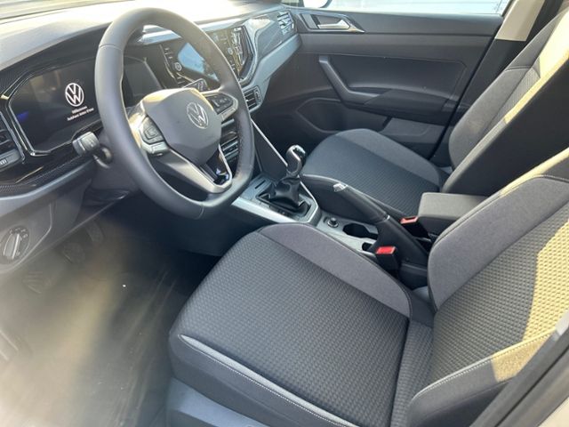 Fahrzeugabbildung Volkswagen Taigo 1,0 TSI LED-MATRIX NAVI APP CONNECT ALU PD