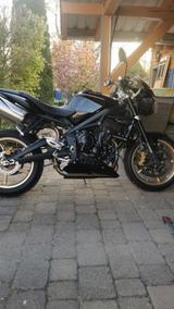 Triumph Street Triple 675 - 2012 STREET TRIPLE