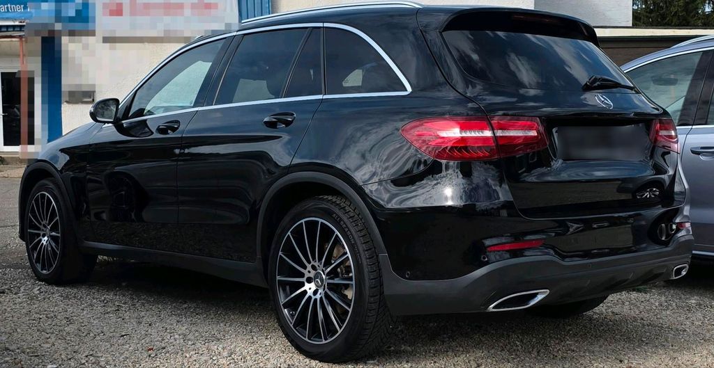Image of Mercedes-Benz GLC 250