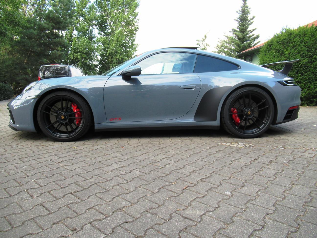 Porsche 911 Carrera GTS Coupe aerokit