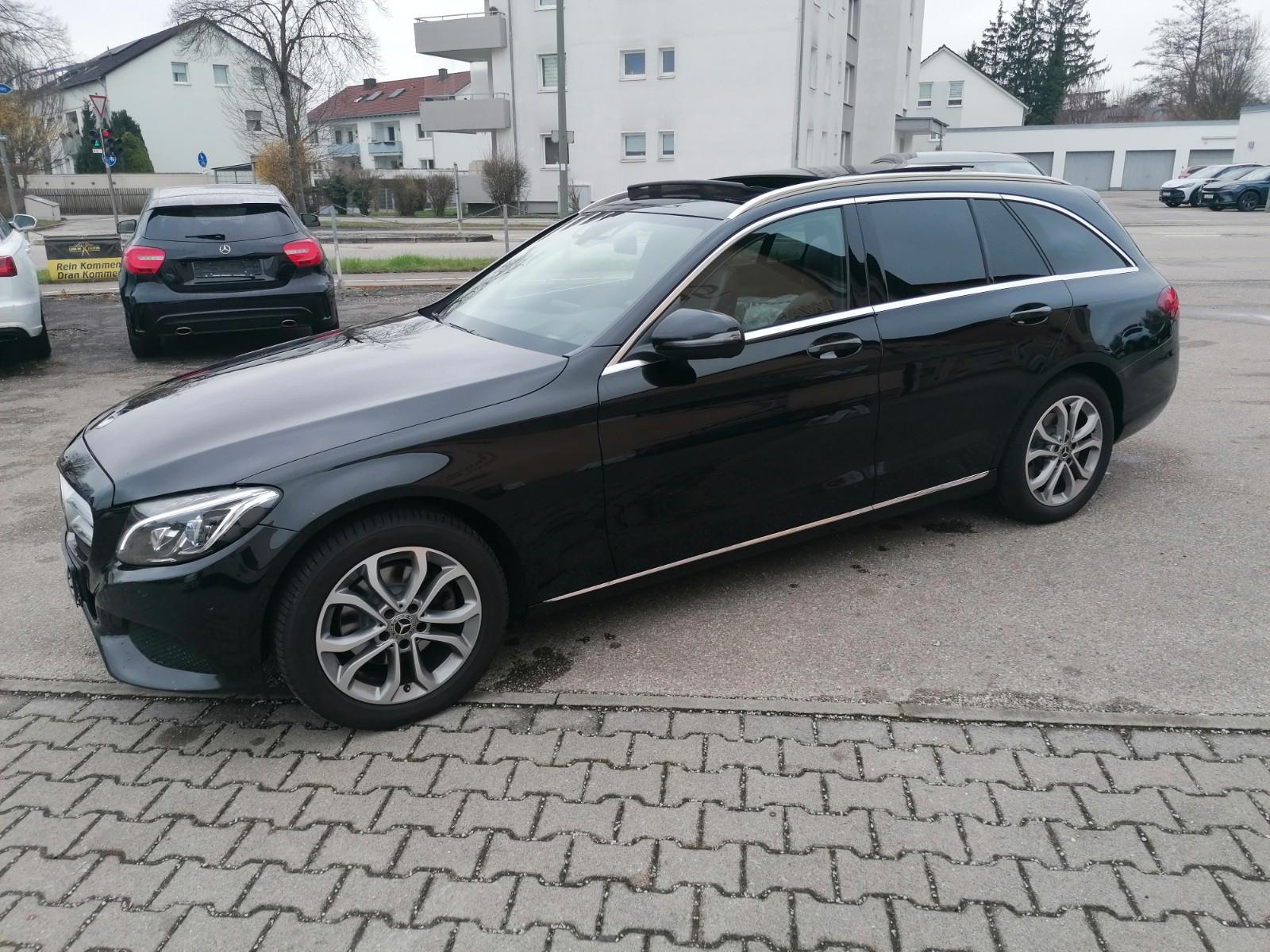 Mercedes-Benz C 220 T d 4Matic Panorama Distr. Headup Comand