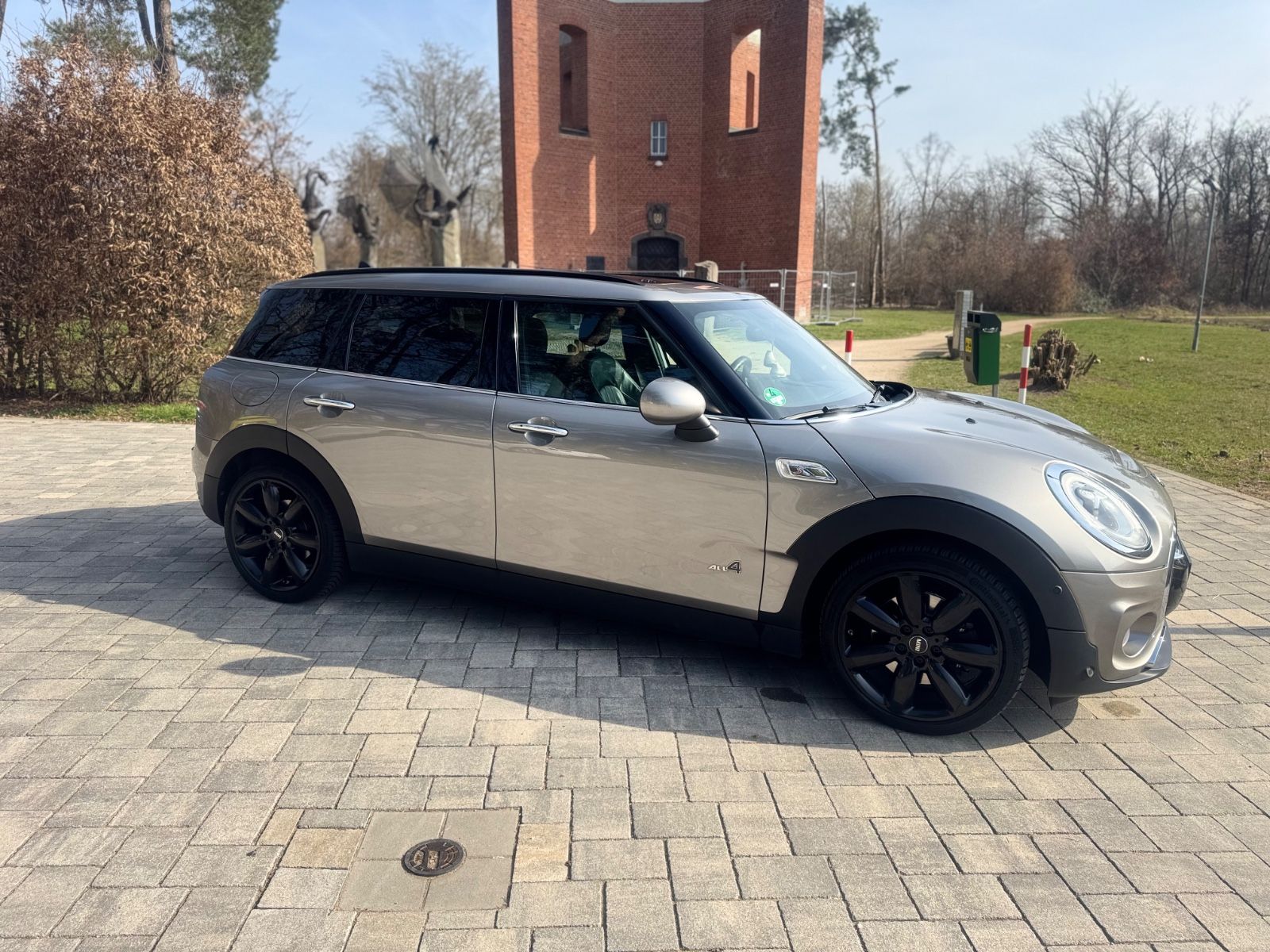 MINI Cooper SD Clubman Cooper SD ALL4 Automatik C...