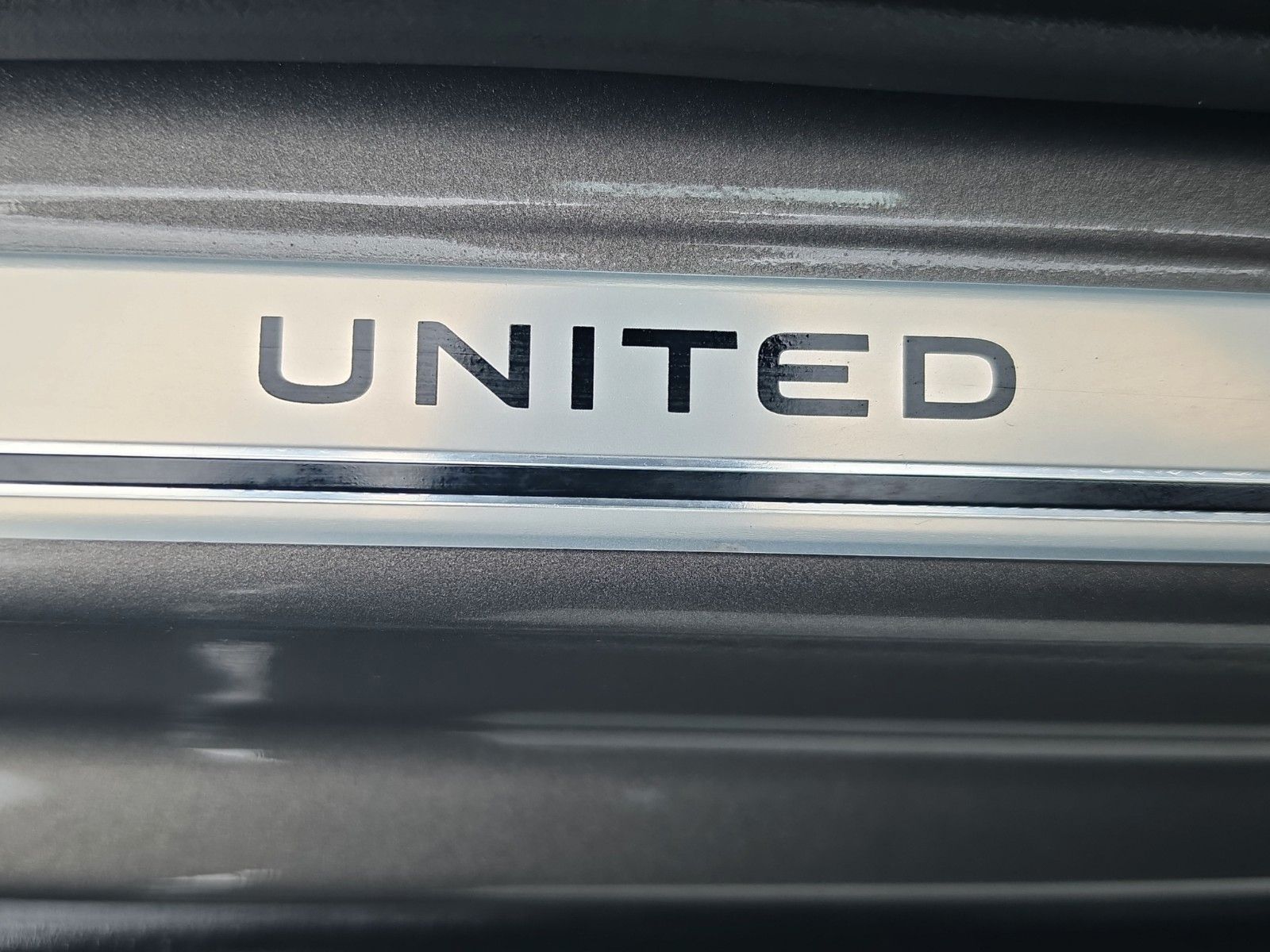Fahrzeugabbildung Volkswagen T-Cross United NAVI SHZ PDC APP-CONNECT