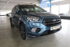 Fahrzeugabbildung Ford Kuga ST-LINE NAVI Winter Paket Park Assistent