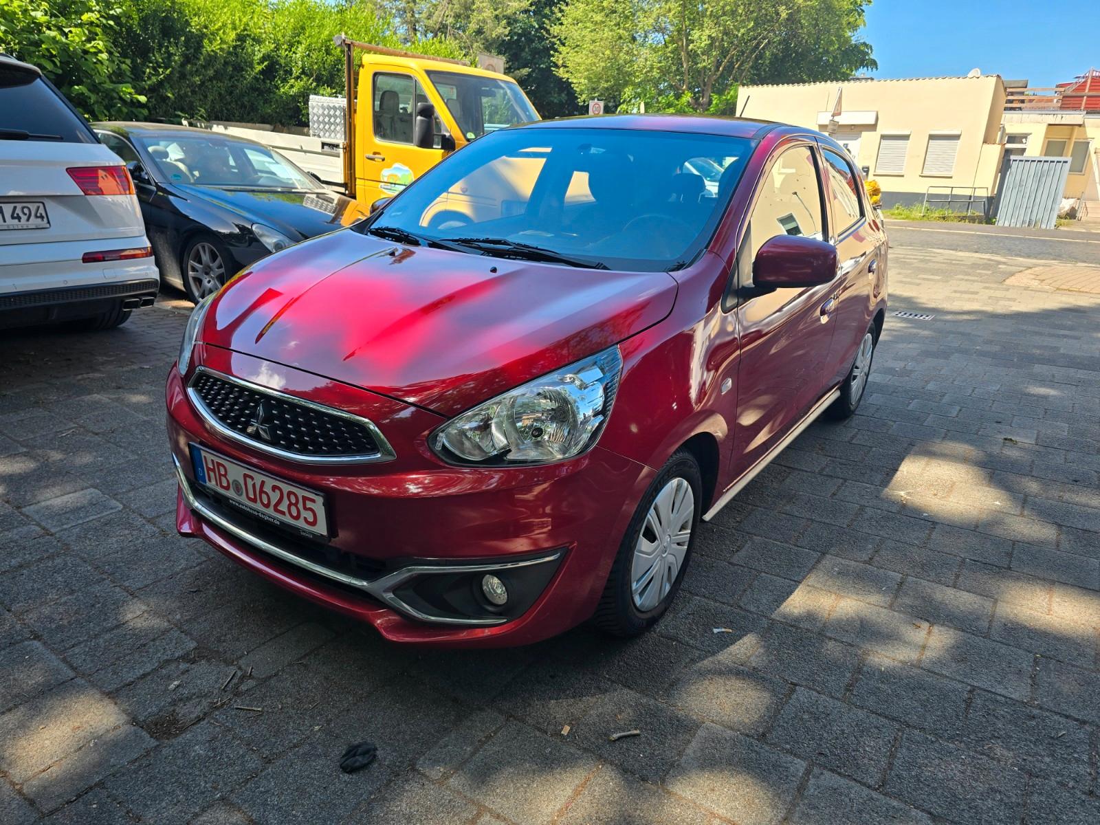 Mitsubishi Space Star Intro Edition+