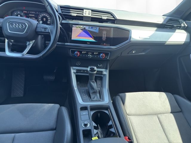 Audi Q3 2.0l TDI 35 S LINE NAV+REAR+AHK+PDC+SH foto 13