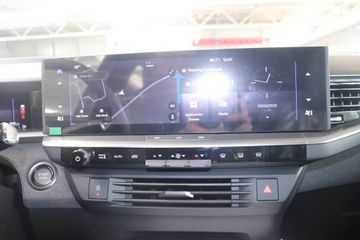 Fotografie 8 des Opel Grandland (X) Grandland 1.2 DI Hybrid 48 V Automatik GS AHK