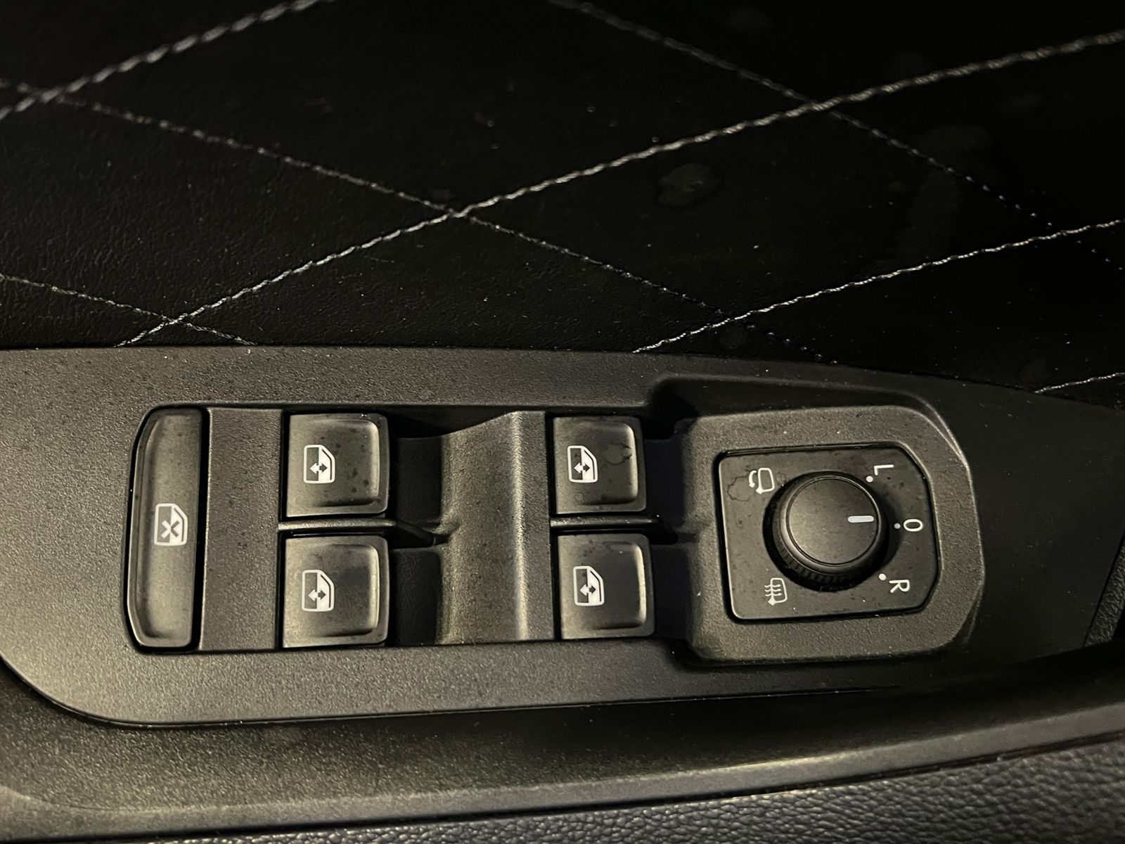 Fahrzeugabbildung SKODA Kodiaq RS 2.0 TSI DSG 4x4 *AHK, Matrix, Standhzg