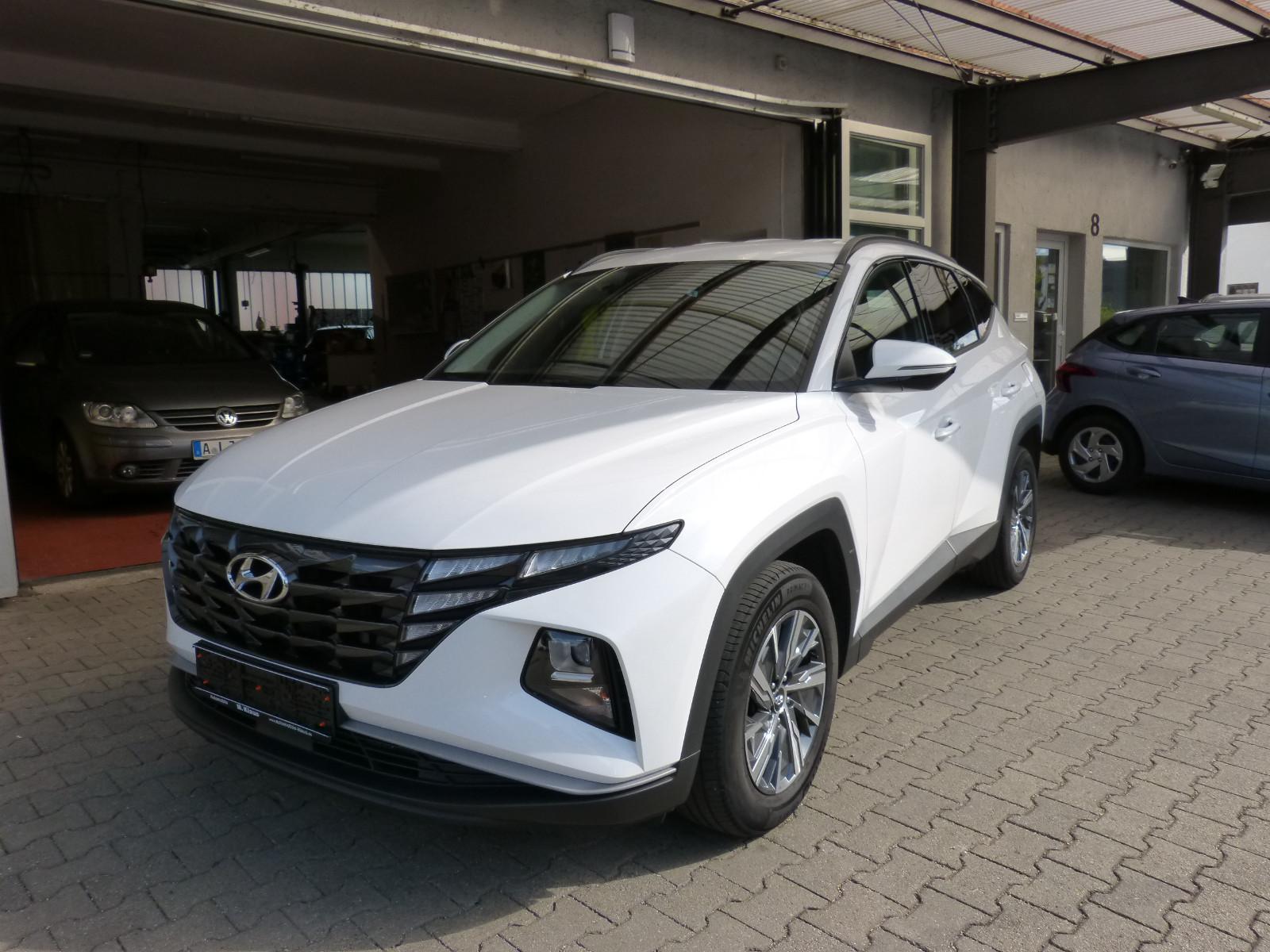 Hyundai Tucson Essential  SHZ LHZ APPLE KAMERA