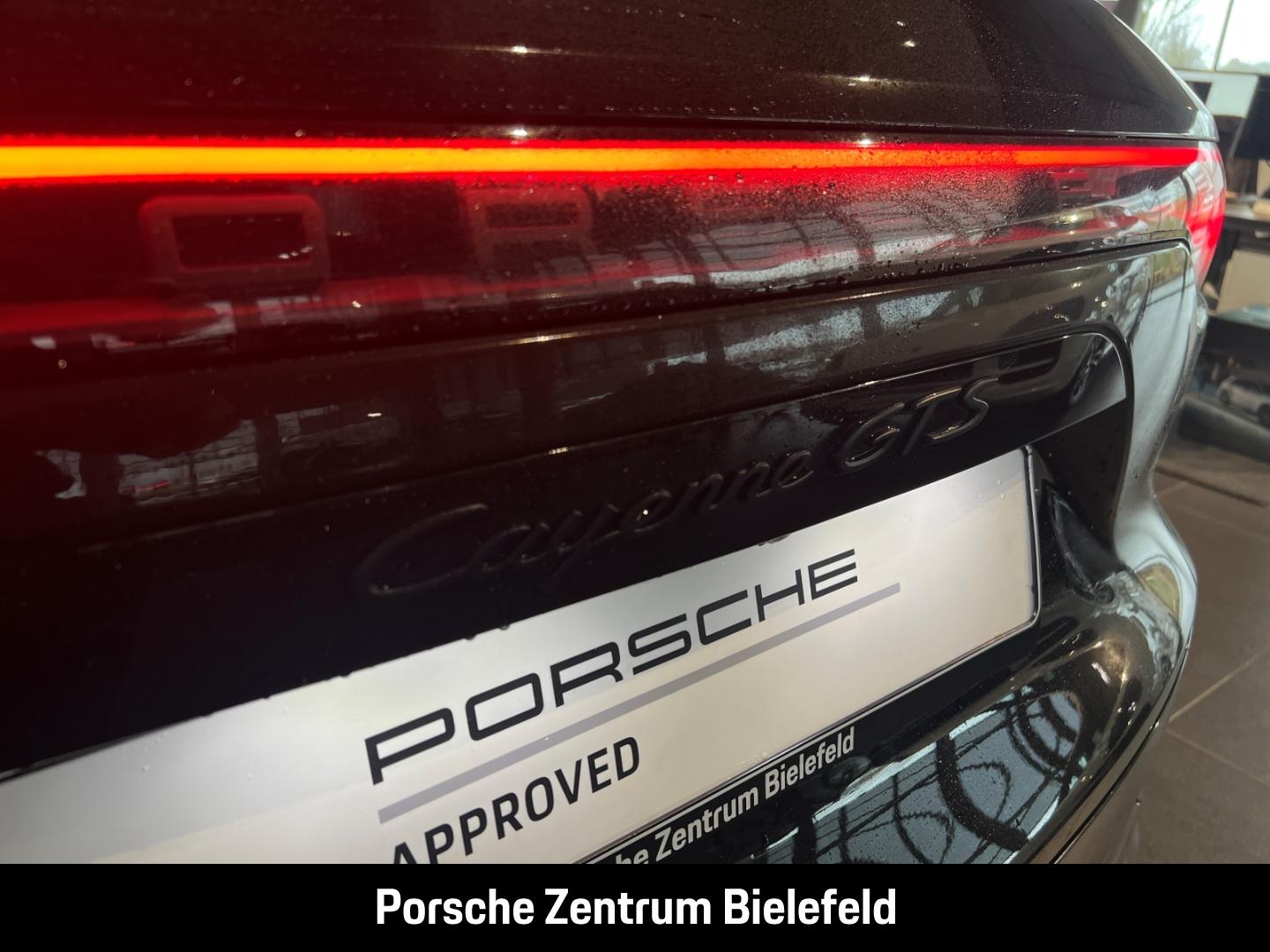 Porsche Cayenne GTS Surround-View Luftfederung 21-Zoll