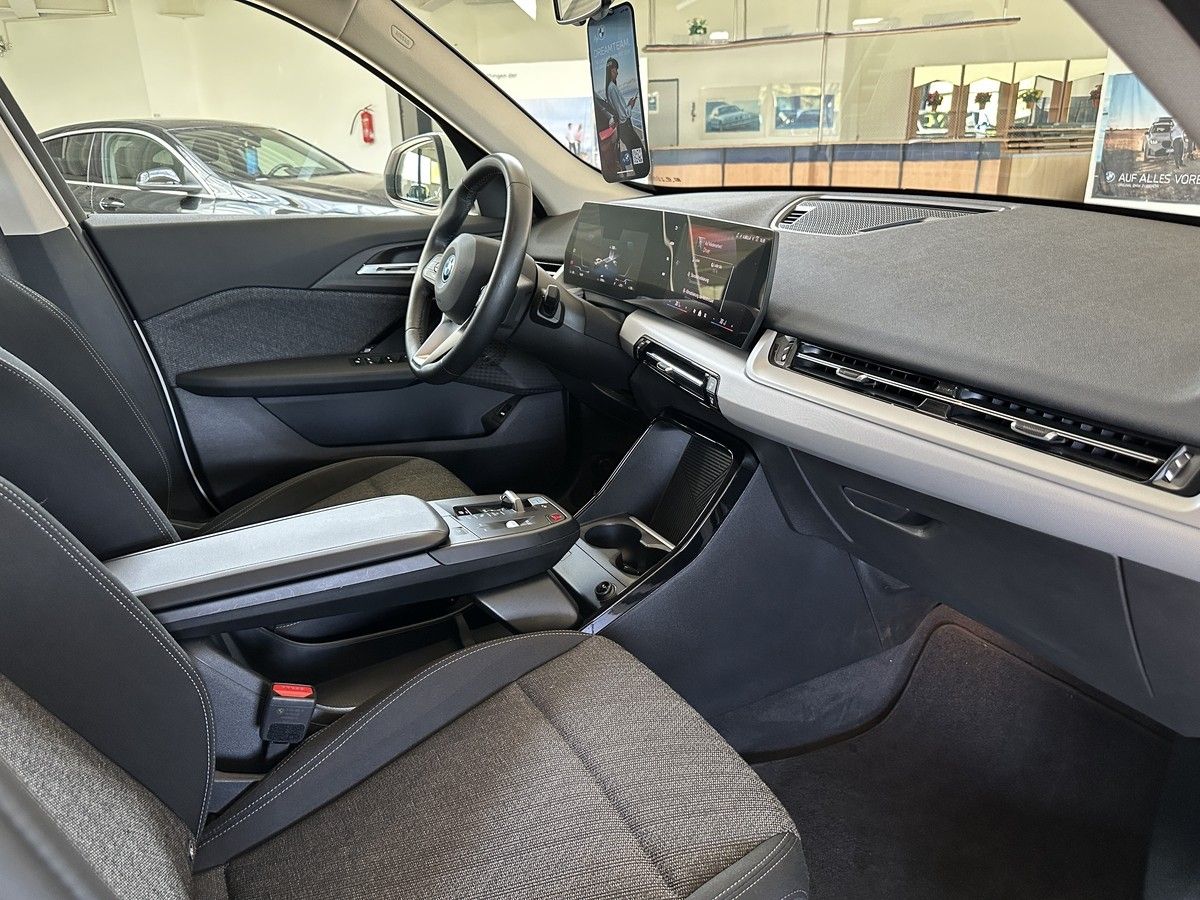 BMW iX1 eDrive20 AHK Kamera LED Sitzhz. PDC 1Hd foto 3