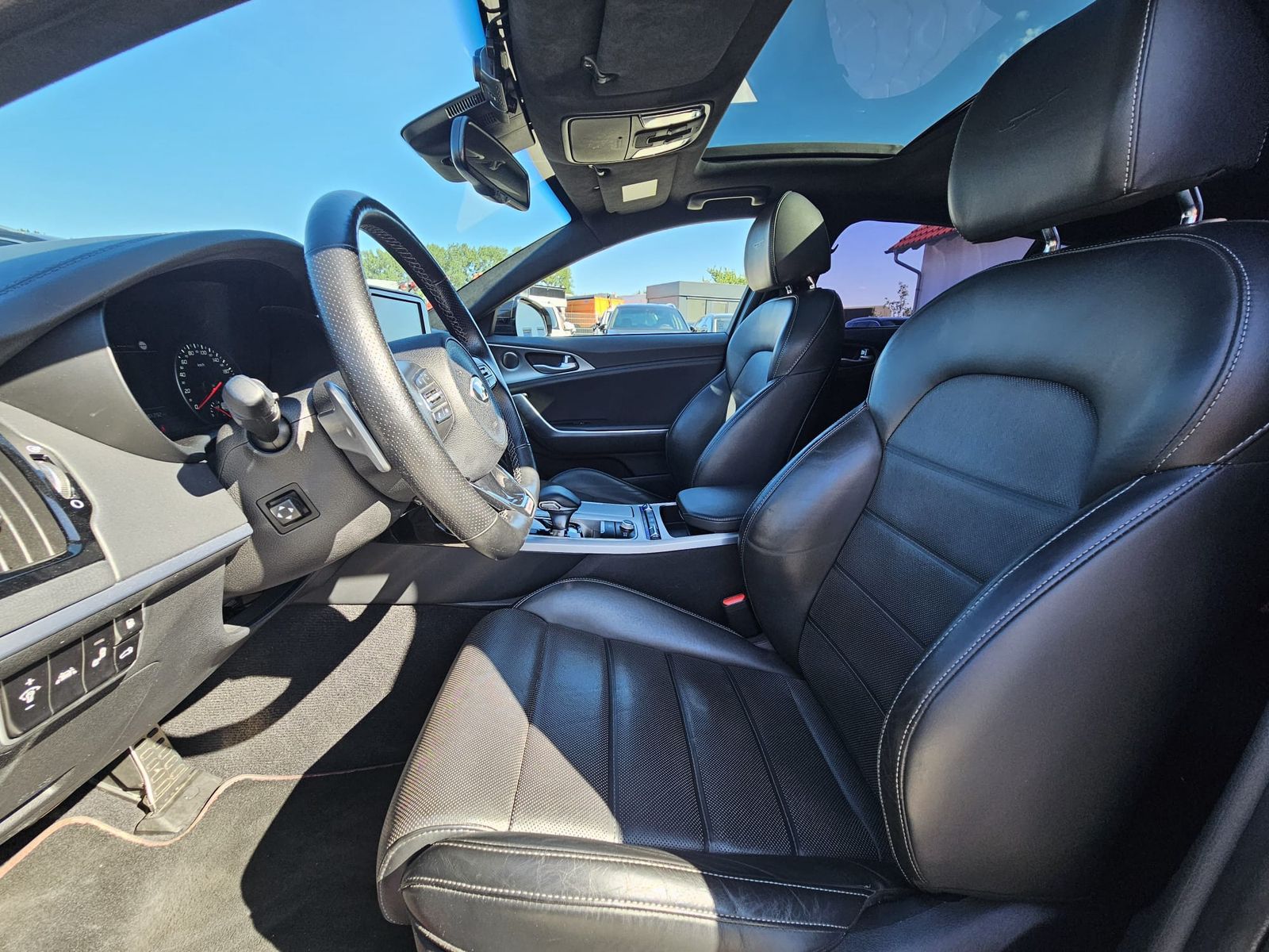 Fahrzeugabbildung Kia Stinger 3.3T V6 GT 4WD PANO*360°HUD*H&K*LED*20"