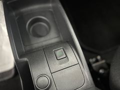 RENAULT Kangoo DELUXE / 2.HD / AUTOMATIK/ 75.tKM /NAVI RENAULT Kangoo DELUXE / 2.HD / AUTOMATIK/ 75.tKM /NAVI