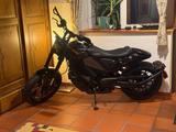 LiveWire S2 Mulholland Liquid Black - LIVEWIRE MOTORRAD