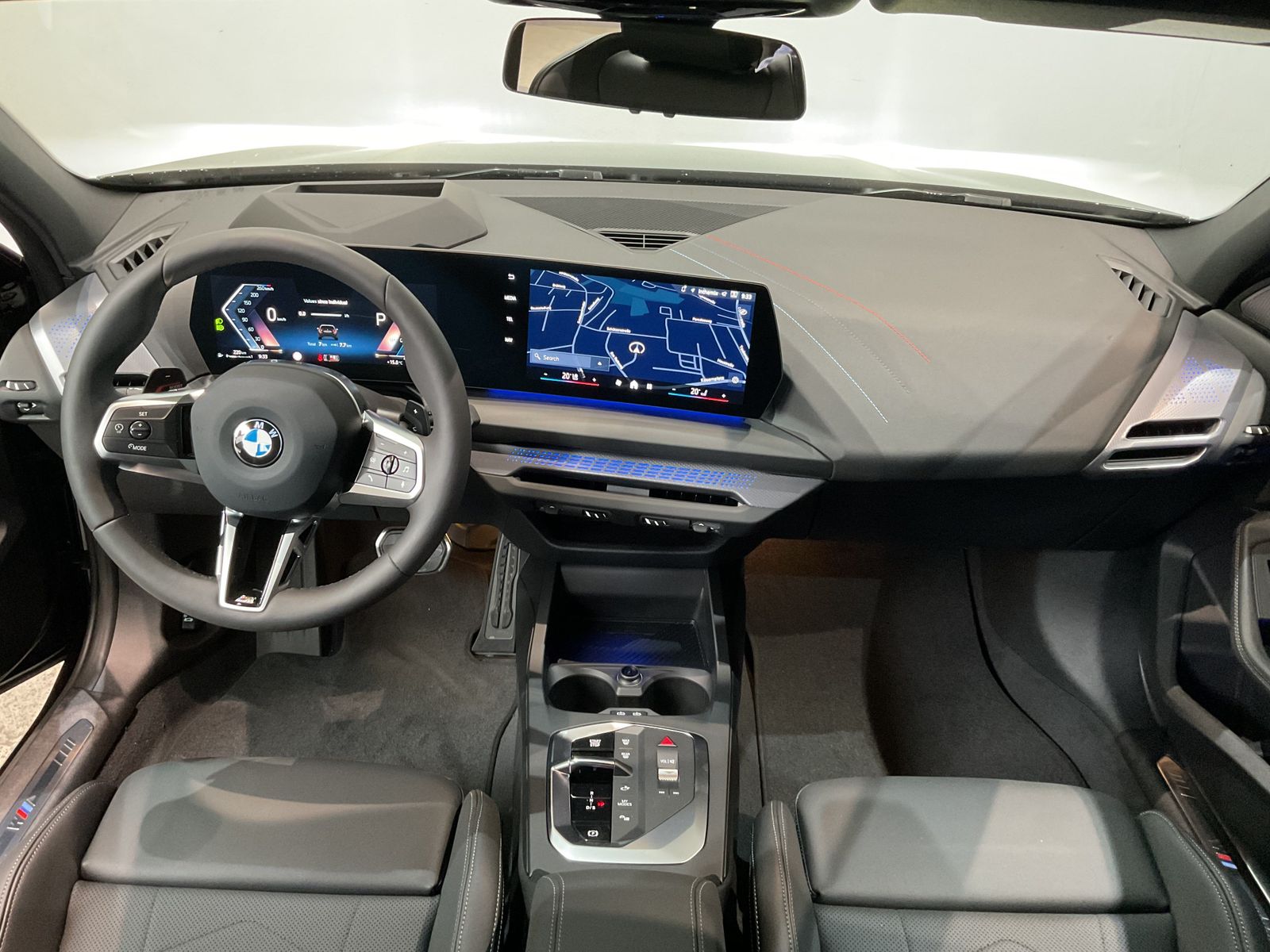 Fahrzeugabbildung BMW 120 19" LMR, Lenkradheizung, AHK M Sportpaket