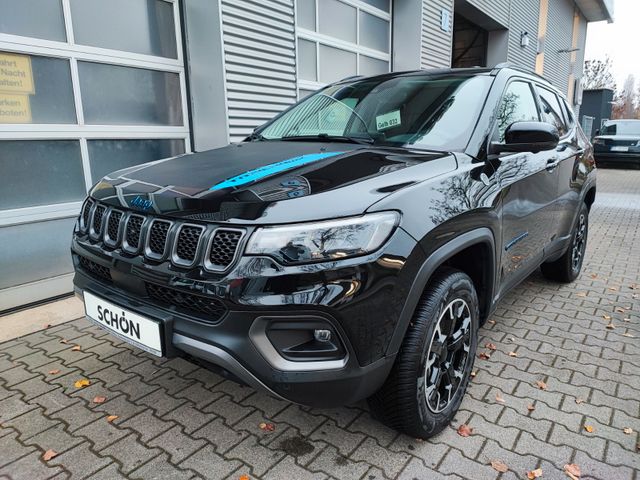 Jeep Compass Trailhawk Plug-In Hybrid 4WD