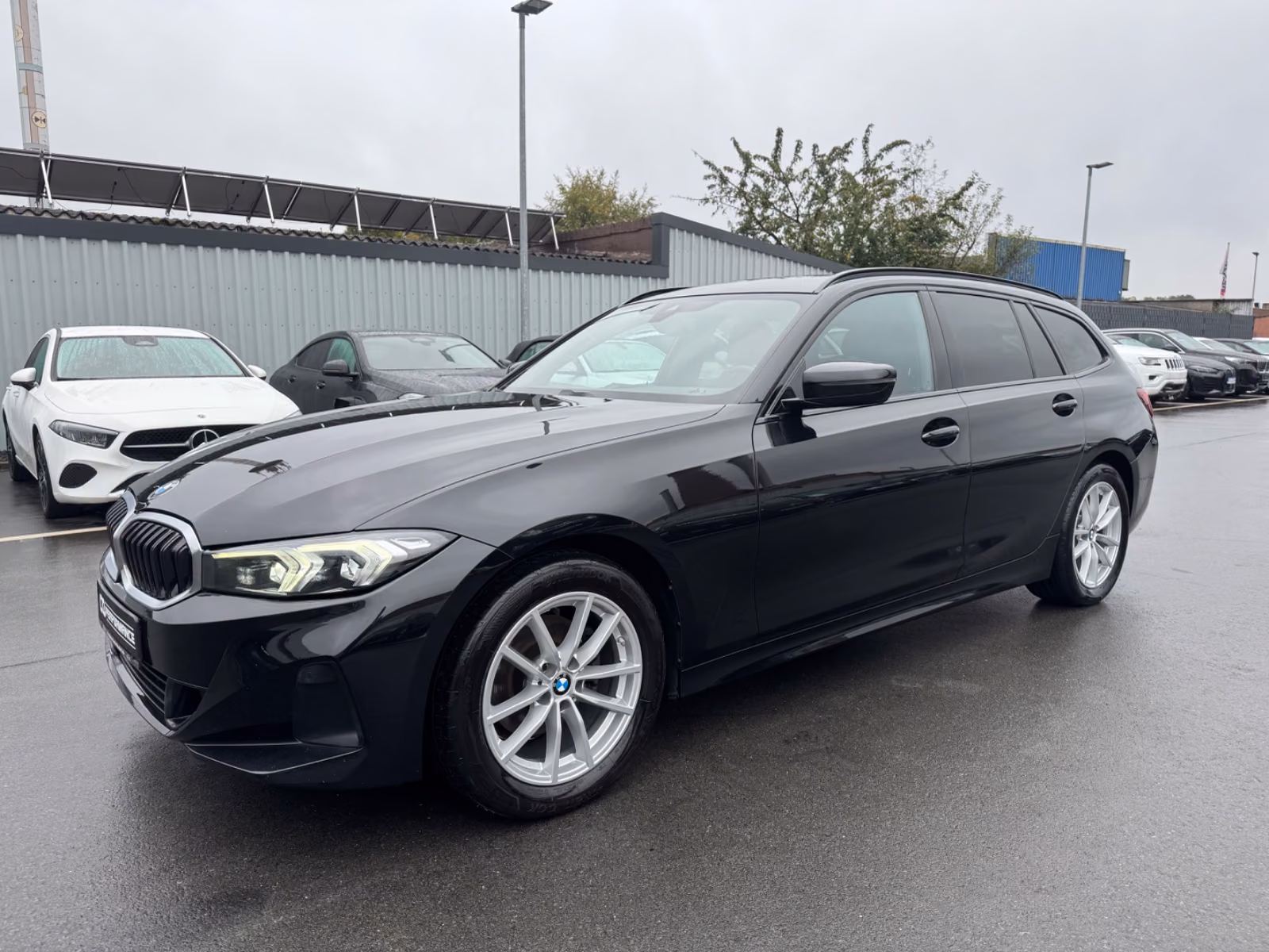 BMW 320