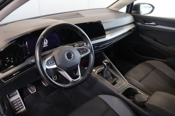 Volkswagen Golf VIII 2.0 TDI Active AID+ACC+LED+CARPLAY