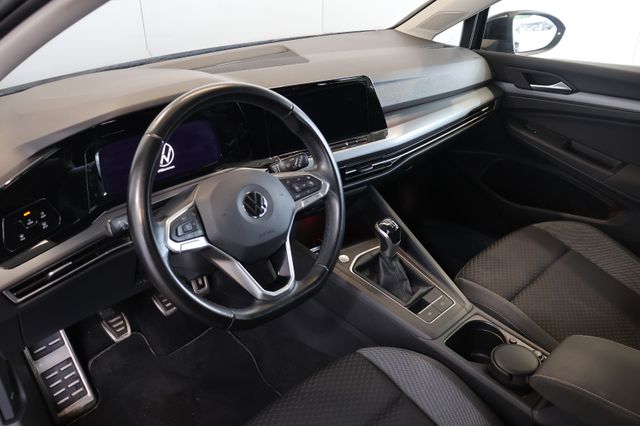 Volkswagen Golf VIII 2.0 TDI Active AID+ACC+LED+CARPLAY