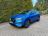 Nissan Qashqai 1.2 DIG-T Xtronic N-CONNECTA N-CONNECTA - Nissan Qashqai mit Benzin-Antrieb: Limousine, Automatik
