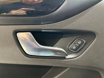 Ford Tourneo Custom L2 Titanium