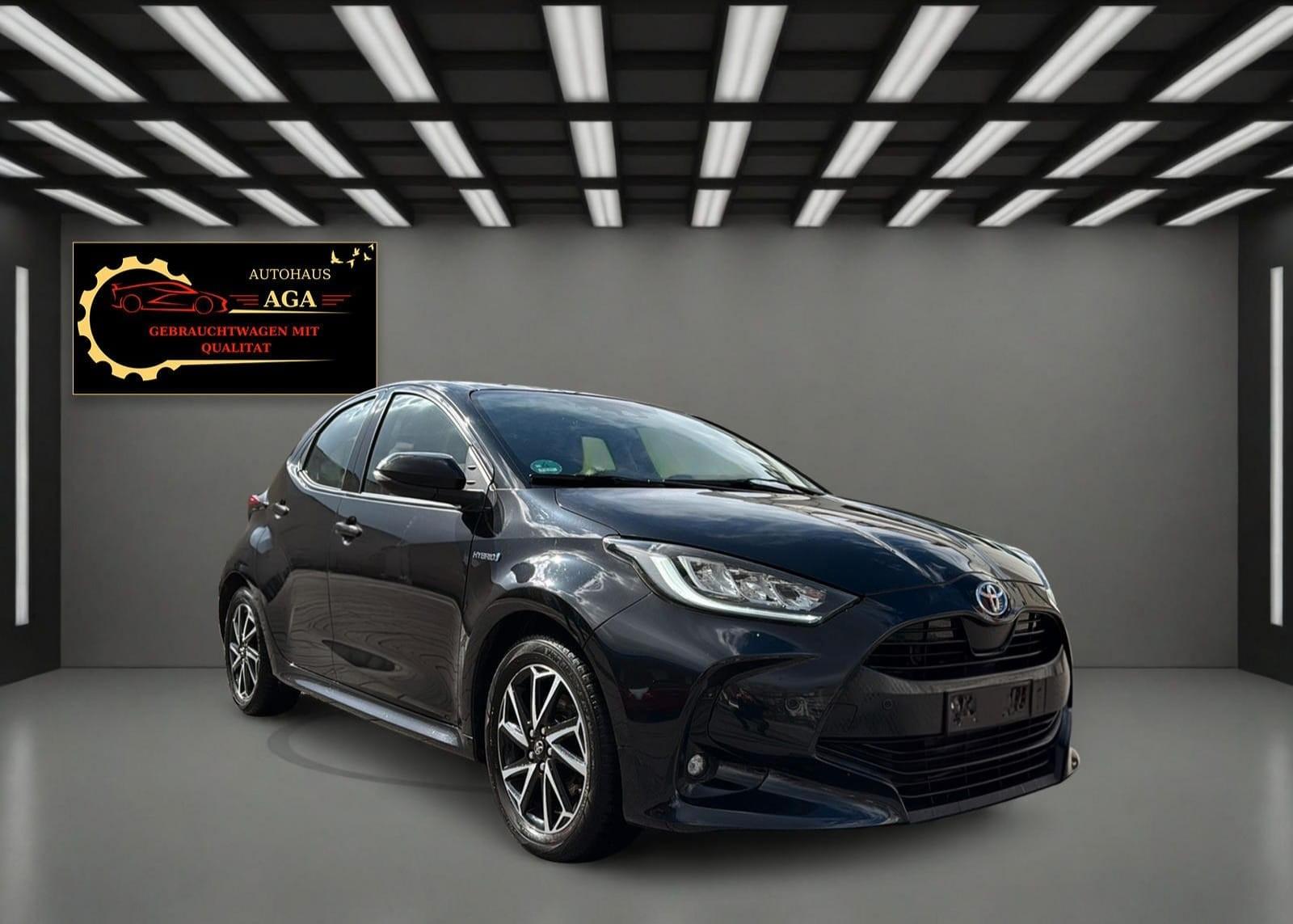 Toyota Yaris Hybrid*Automatik*Navi* Team Deutschland