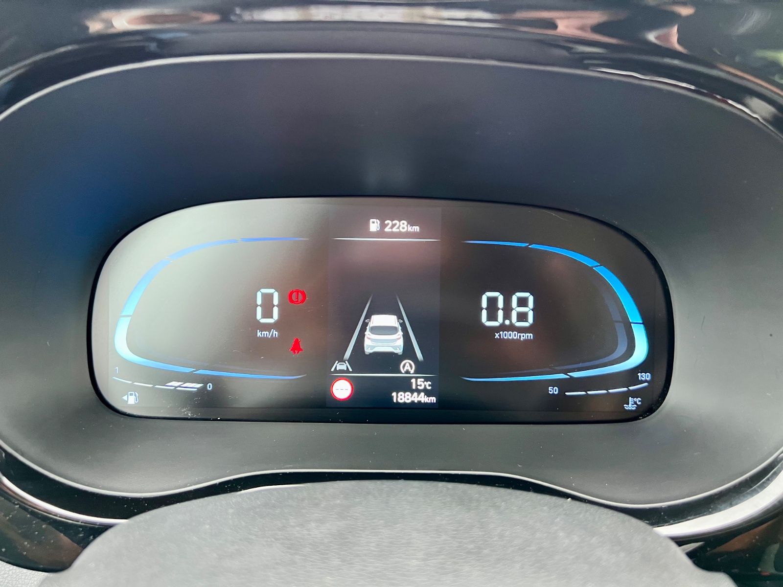 HYUNDAI i10 Trend KLIMA KAMERA NAVI SHZ