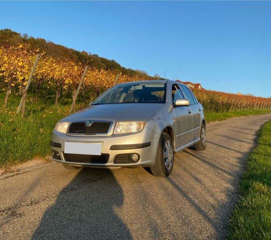 Skoda Fabia (6Y) TÜV Neu 1,4 Liter 16V