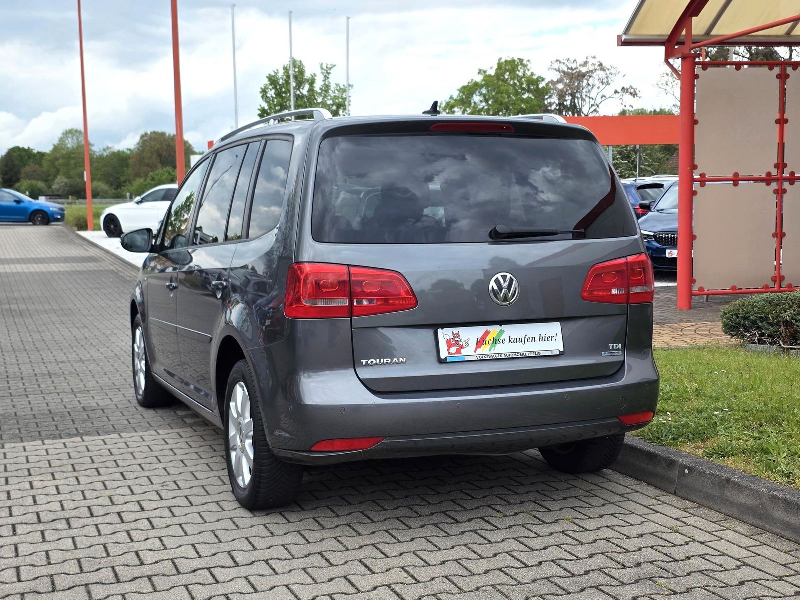 Fahrzeugabbildung Volkswagen Touran 1.6 TDI Life /Navi/Klimaauto/Park-As/Shz