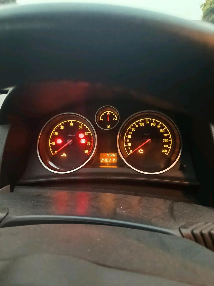 Opel Astra 2007 — photo 10