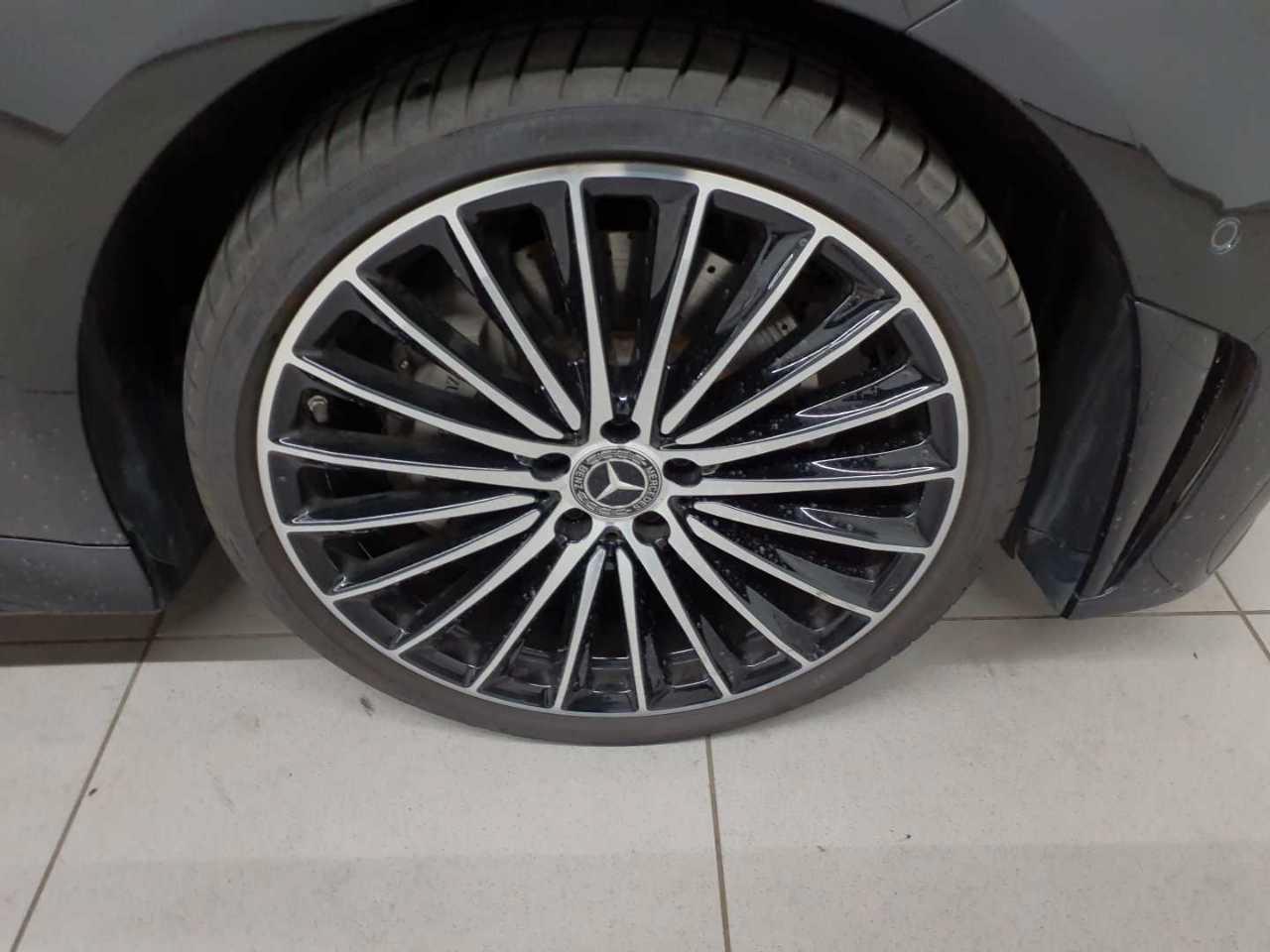 Mercedes-Benz CLS 300 d 4Matic 9G AMG Line Burmester