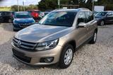 Volkswagen Tiguan Sport & Style BMT - mit Benzin-Antrieb: Beige, Massagesitze, Geländewagen